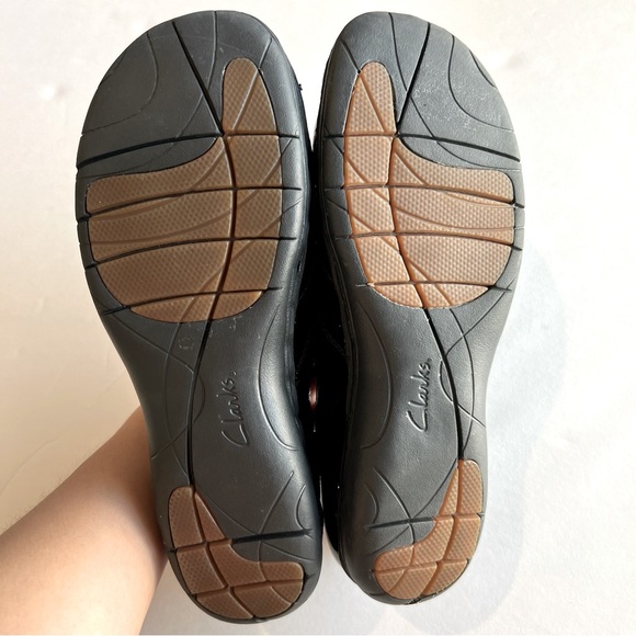 Clarks Artisan Unstructured Unloop leather slip on shoes - Picture 9 of 9